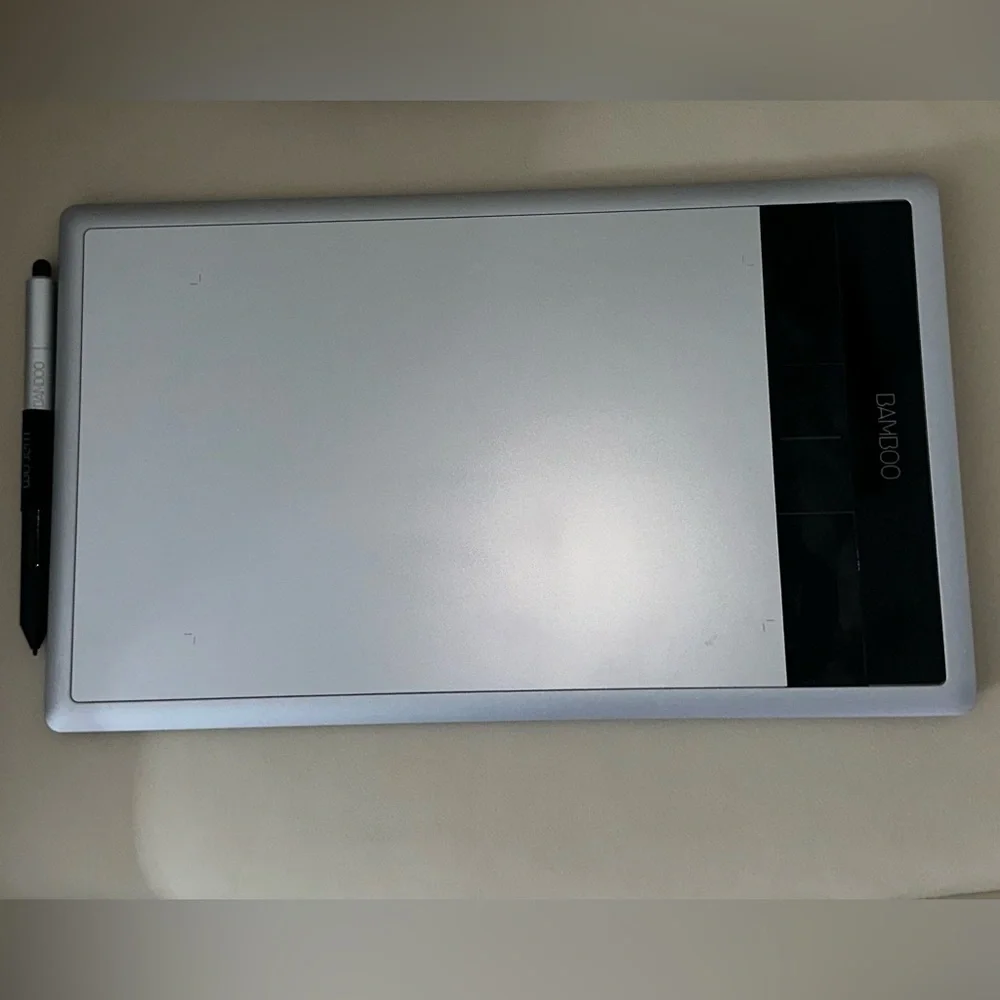 Wacom Bamboo Create Pen & Touch Tablet – Great Condition - Picture 2 of 9